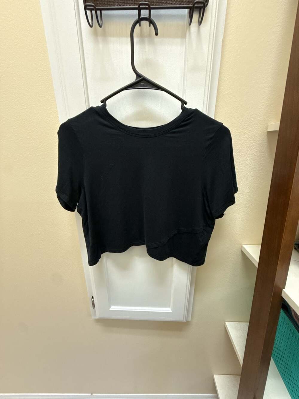Savage X Fenty Black Twist Back Crop Tee Size M